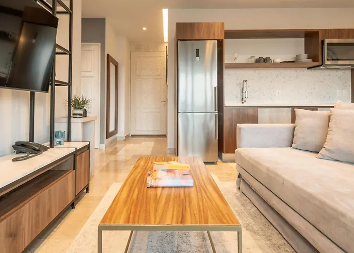 Luxury 1br Condo-amazing Oceanviews Prime Location Close To