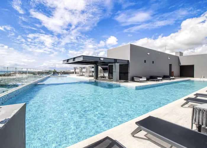 Luxury 1br Condo-amazing Oceanviews Prime Location Close To Apartamento